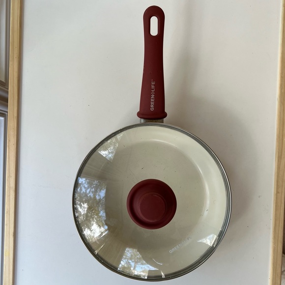 Small red frying pan - Picture 5 of 7